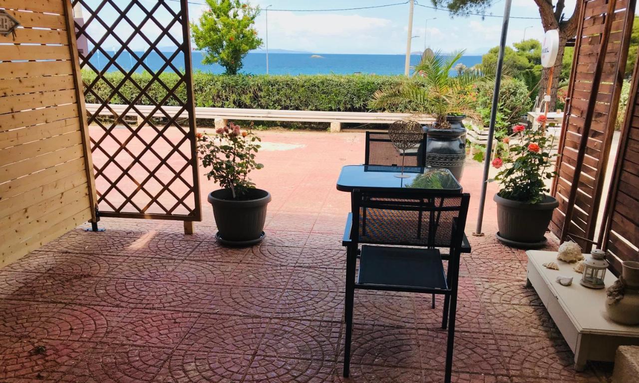 Seaview Apartments Anávyssos Eksteriør bilde
